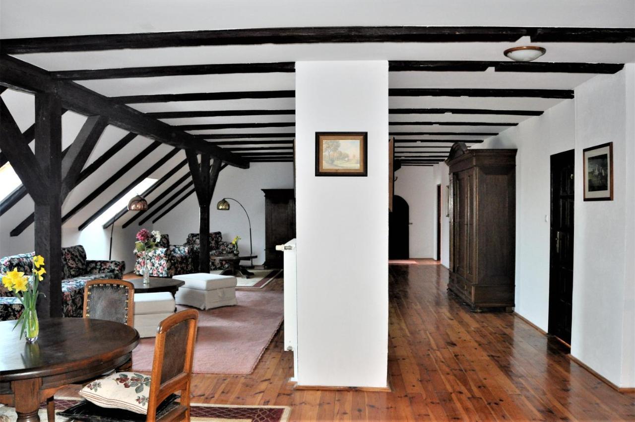 Folwark Goscino-Dwor Bed & Breakfast Eksteriør bilde