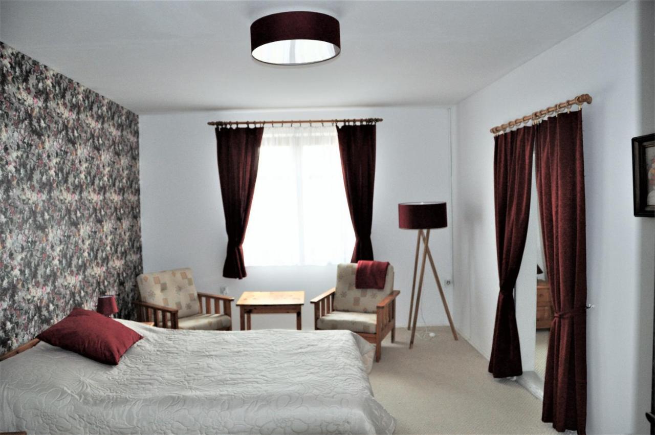 Folwark Goscino-Dwor Bed & Breakfast Eksteriør bilde