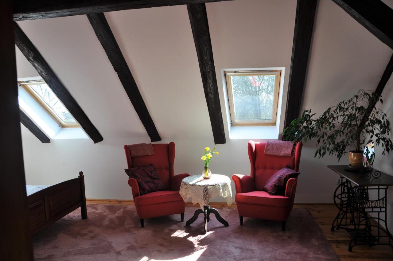 Folwark Goscino-Dwor Bed & Breakfast Eksteriør bilde