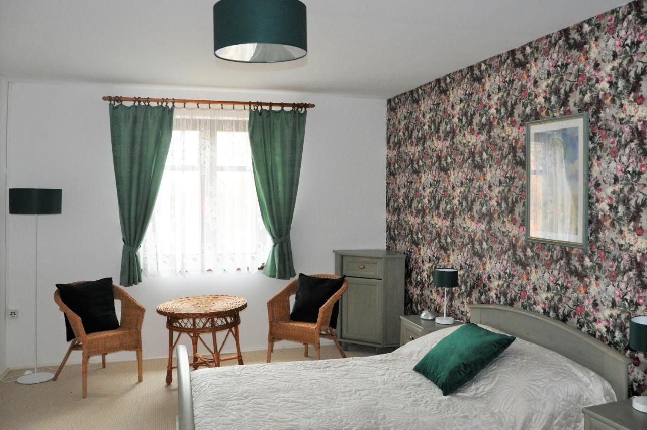 Folwark Goscino-Dwor Bed & Breakfast Eksteriør bilde