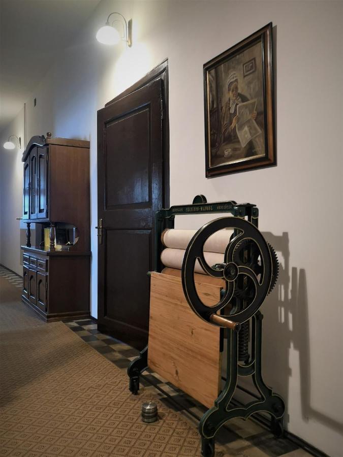 Folwark Goscino-Dwor Bed & Breakfast Eksteriør bilde